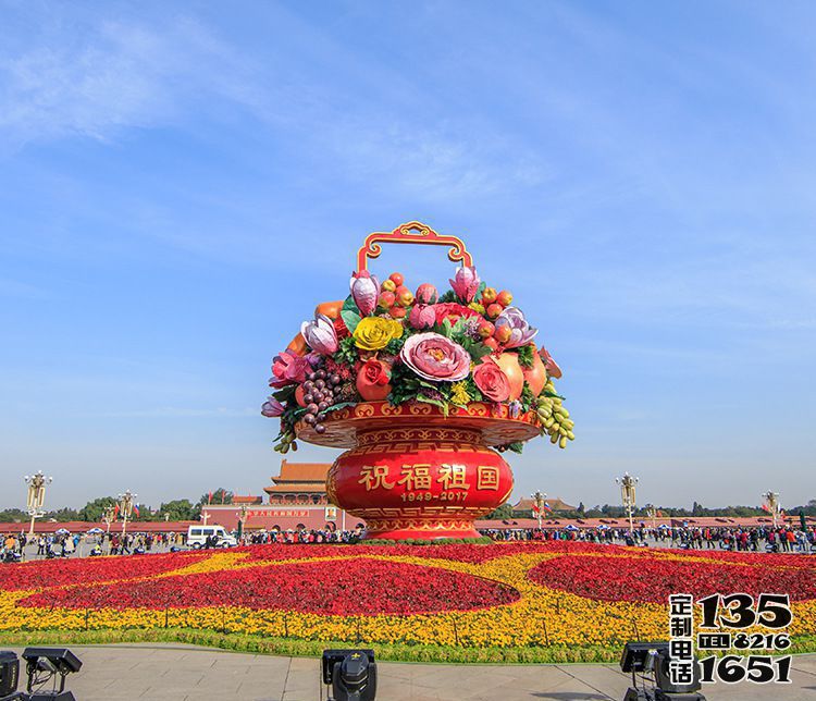 廣場(chǎng)玻璃鋼彩繪定制戶(hù)外花籃雕塑